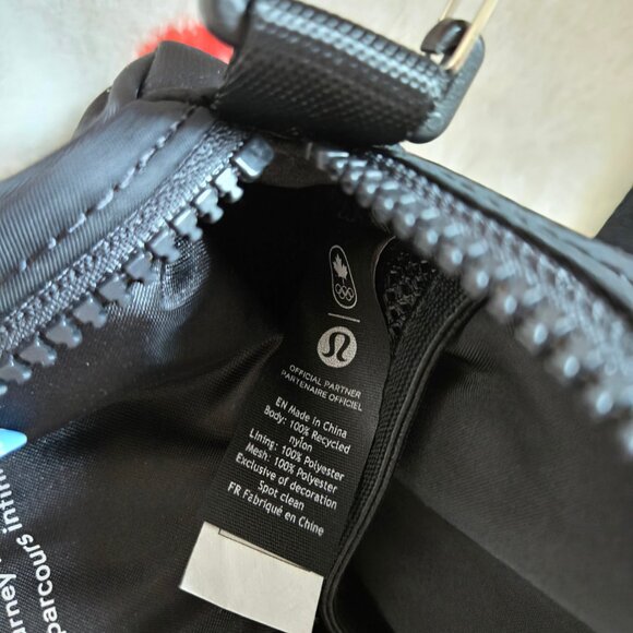 Lululemon Team Canada Crossbody Bag - Picture 3 of 4
